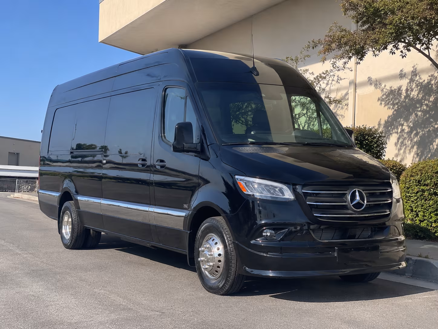 bus rental options for fall river trips