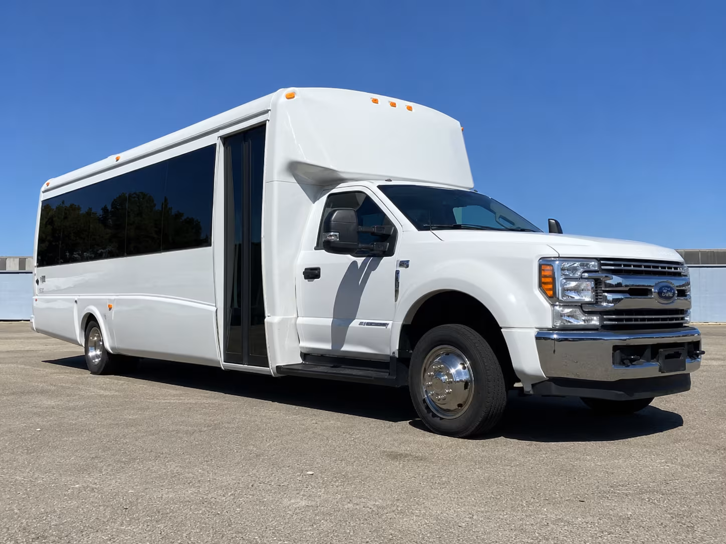 reserve transportation for your next convention or trade show 4