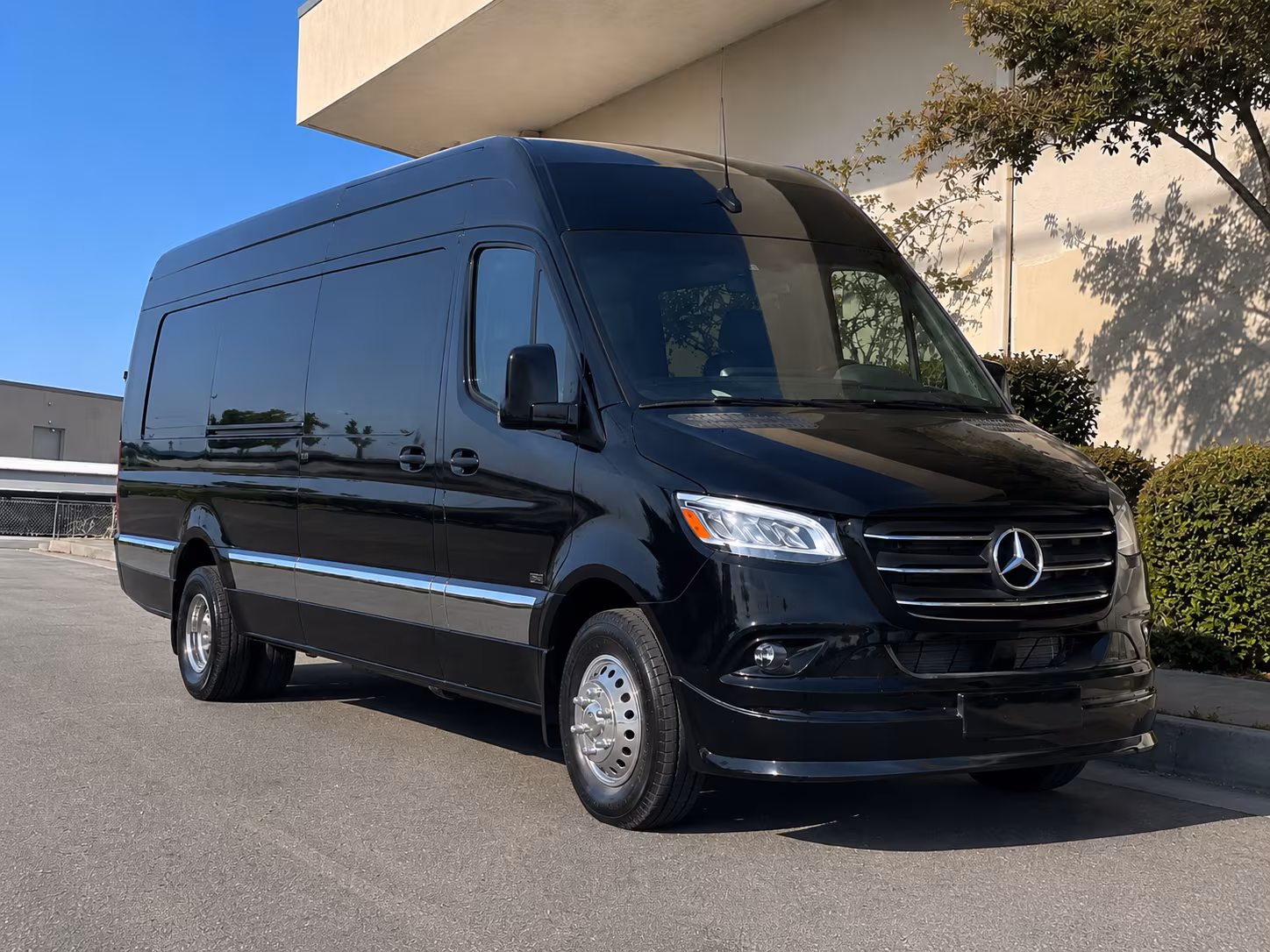 reserve transportation for your next prom 4