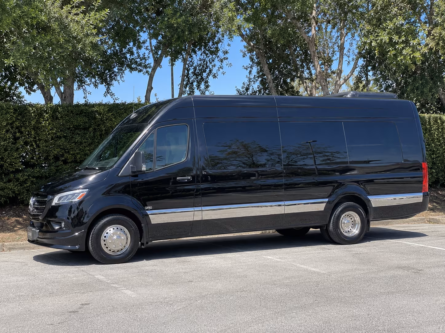 sprinter vans and party buses for fall river prom photos and venue stops